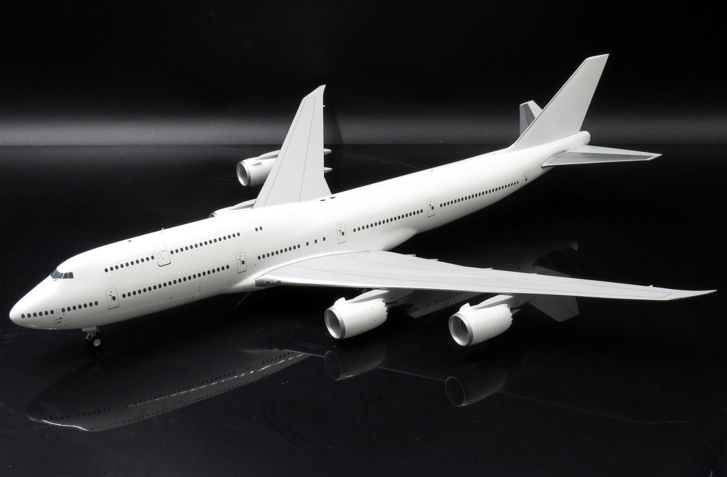 1:200 JC Wings Blank BOEING B747-8 Passenger Airplane Diecast Aircraft Model