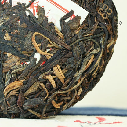 100G Raw Pu'er Mini Tea Cake Yunnan Alpine Elderly Soft Fragrance Pu'er Tea -