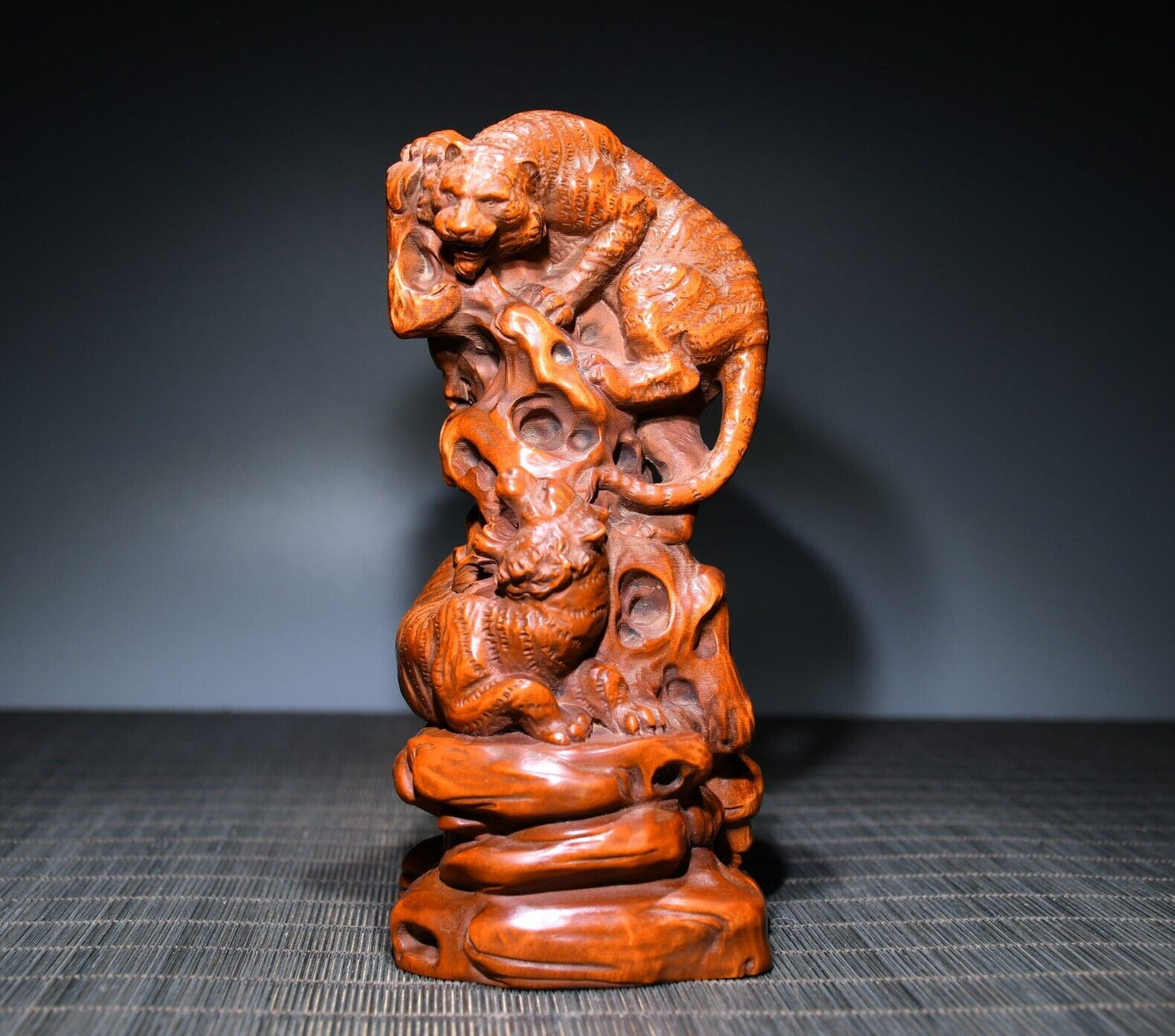 Collection China Boxwood Carving Tiger Statues Sculptures Wood Figurines Artwork