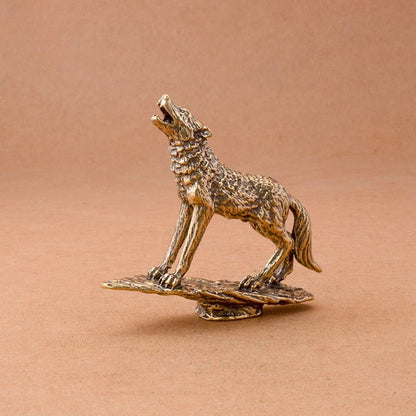 Solid Brass Prairie Rock Stone Wolf Statue Desktop Ornament Animal Figurines