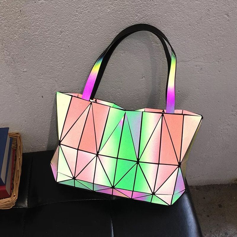 Color Changing Handbags Night Luminous Rhombus Geometric Bag Shoulder Purse 1 PC