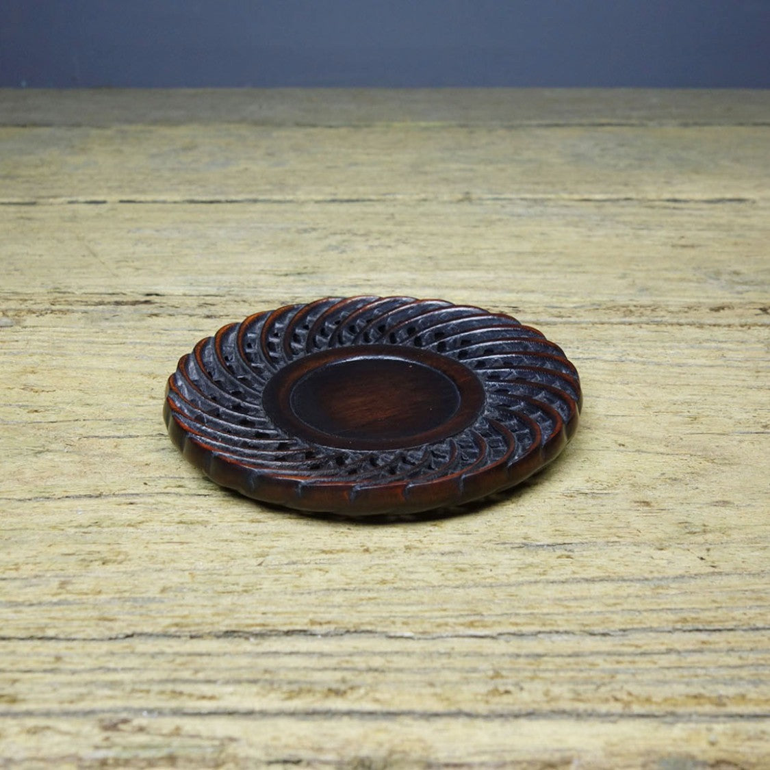 Antique Style Sandalwood Carved Hollow Design Tea Coaster Cup Pad Decor 8cm