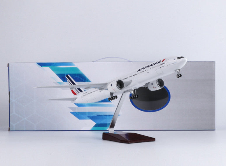 1:157 47CM AIR FRANC BOEING 777-300ER Airplane Landing Gear Resin Aircraft Model