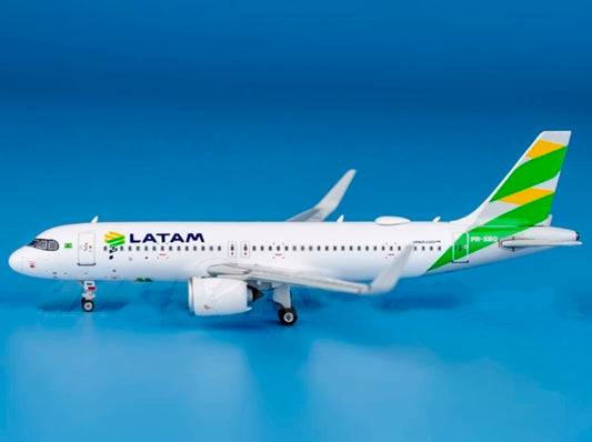 1:400 PhoenixLATAM AIRBUS A320neo Passenger Airplane Diecast Aircraft Model