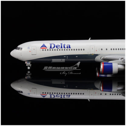 1:400 GeminiJets DELTA BOEING 767-400ER Passenger Airplane Diecast Plane Model