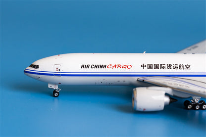 Phoenix AIR CHINA CARGO for Boeing B777-200 B-2098 1/400 DIECAST Aircraft Model