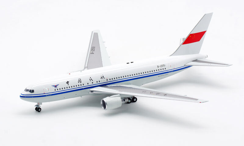 1:200 Aviation CAAC BOEING B767-200ER Passenger Airplane Diecast Plane Model