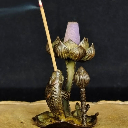 Collection bronze statue fish figure talbe decor tea pet incense burner holder