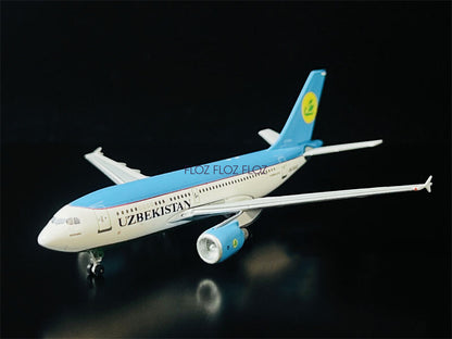 AeroClassics Uzbekistan Airways for Airbus A310-300 UK31003 1:400 Aircraft Model