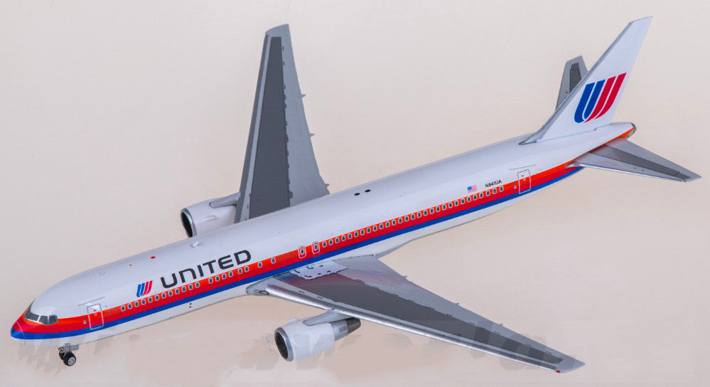 1:400 Phoenix United Airlines Boeing 767-300ER Passenger Airplane Diecast Model