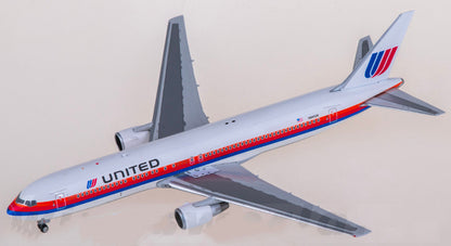 1:400 Phoenix United Airlines Boeing 767-300ER Passenger Airplane Diecast Model