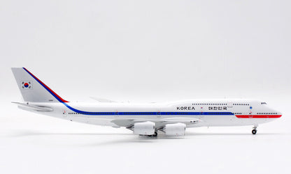 1:200 38CM JC Wings Korea B747-8 Airplane Diecast Aircraft Plane Model