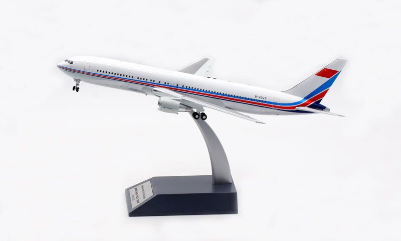 1:200 Aviation CHINA AIR FORCE BOEING B767-300ER Airplane Diecast Plane Model
