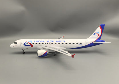 1:80 47CM URAL AIRLINES AIRBUS A320neo Plane Landing Gear Resin Aircraft Model