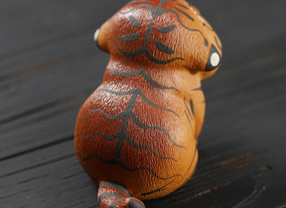 China Yixing Zisha handmade tea pet decoration section Clay cute tiger-