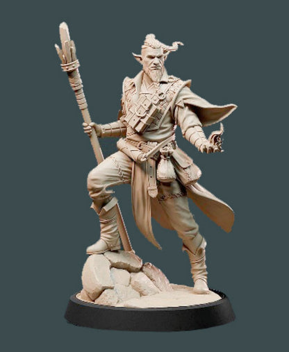 1/24 resin figures model Fantasy Elf Male Warrior Unassembled unpainted