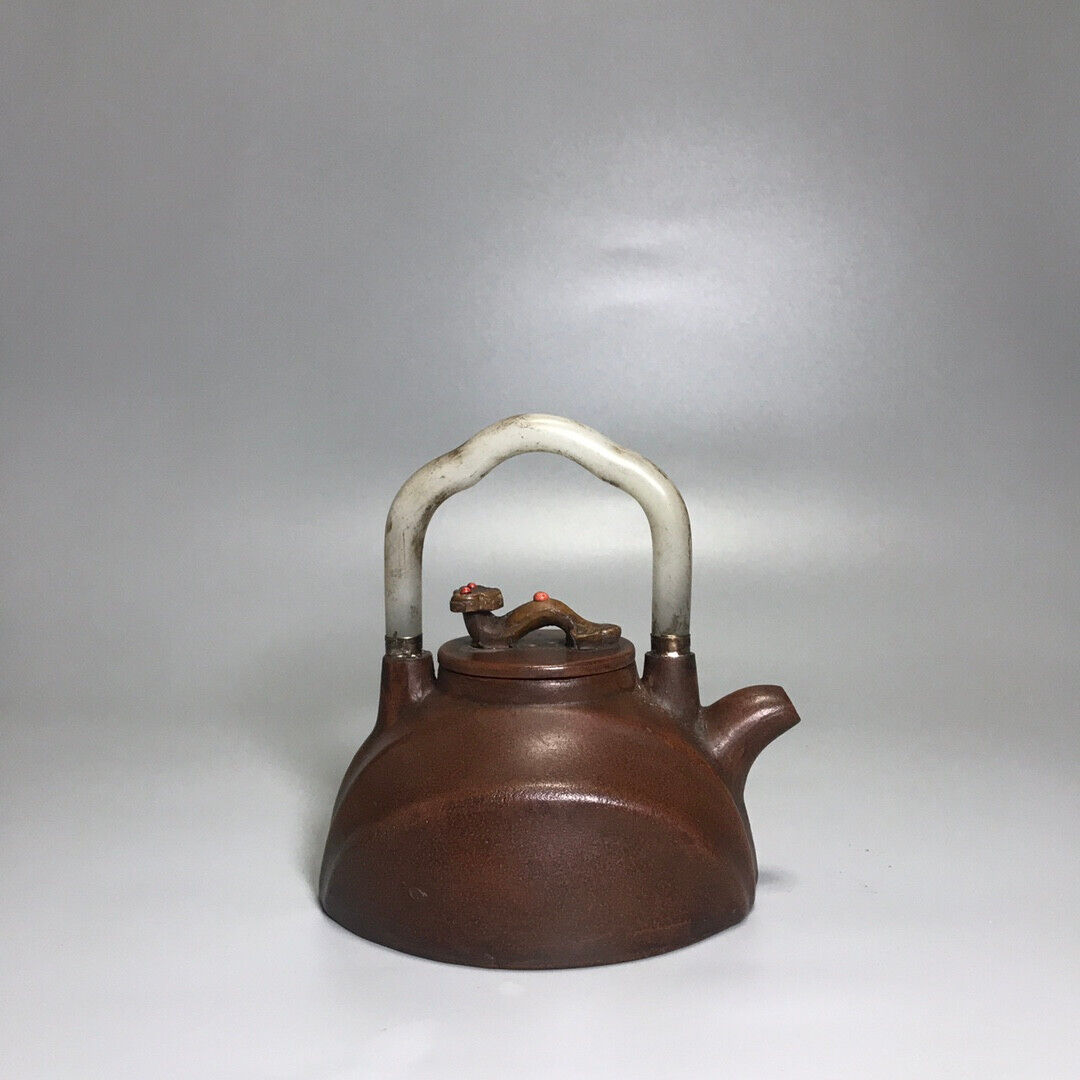 Chinese Yixing Zisha Clay Handmade Exquisite Teapot （浪花镶玉提梁 底款：杨鹏年）