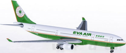 1:500 Hogan EVA AIR AIRBUS A330-200 Passenger Airplane Diecast Aircraft Model
