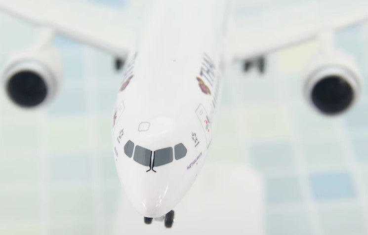 32CM 1:200 Risesoon Thai Boeing 787-9 Passenger Airplane ABS Plastic Plane Model