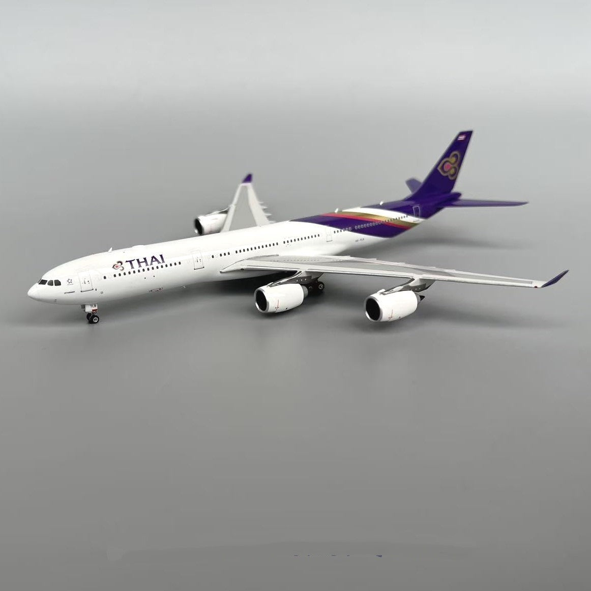 1:400 Phoenix Thai Airways Airbus A340-500 Airplane Diecast Aircraft Plane Model