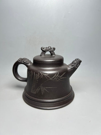 Chinese Yixing Zisha Clay Handmade Exquisite Teapot （龙吟 底款：孙红英）