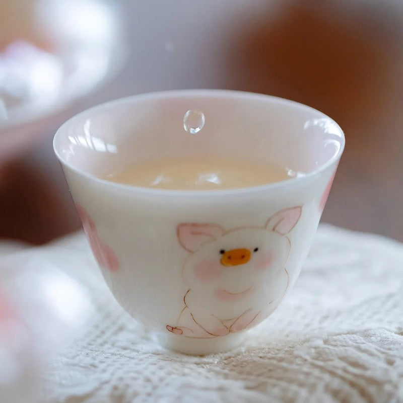 1Pc Chinese Jingdezhen Ceramic Hand Painted Cute Pig Teacup Cup Tea Bowl