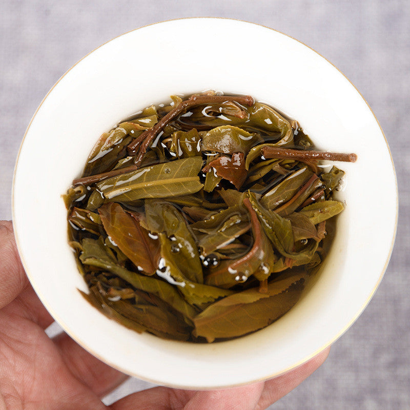 Yiwu Fenghuang Wo Seven Seeds Cake Spring Tea 357 Organic Green Tea Tea Cake