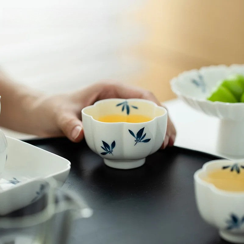 90ml Ceramic Hand-painted Butterfly Orchid Zen Teacup Master Cup Pu 'er Tea Bowl
