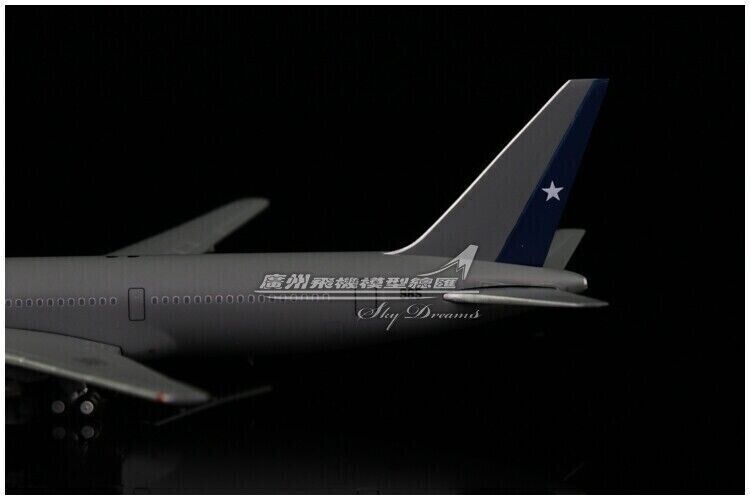 1:400 JC Wings FERZA AEREA DE CHILE BOEING 767-300 Passenger Plane Diecast Model