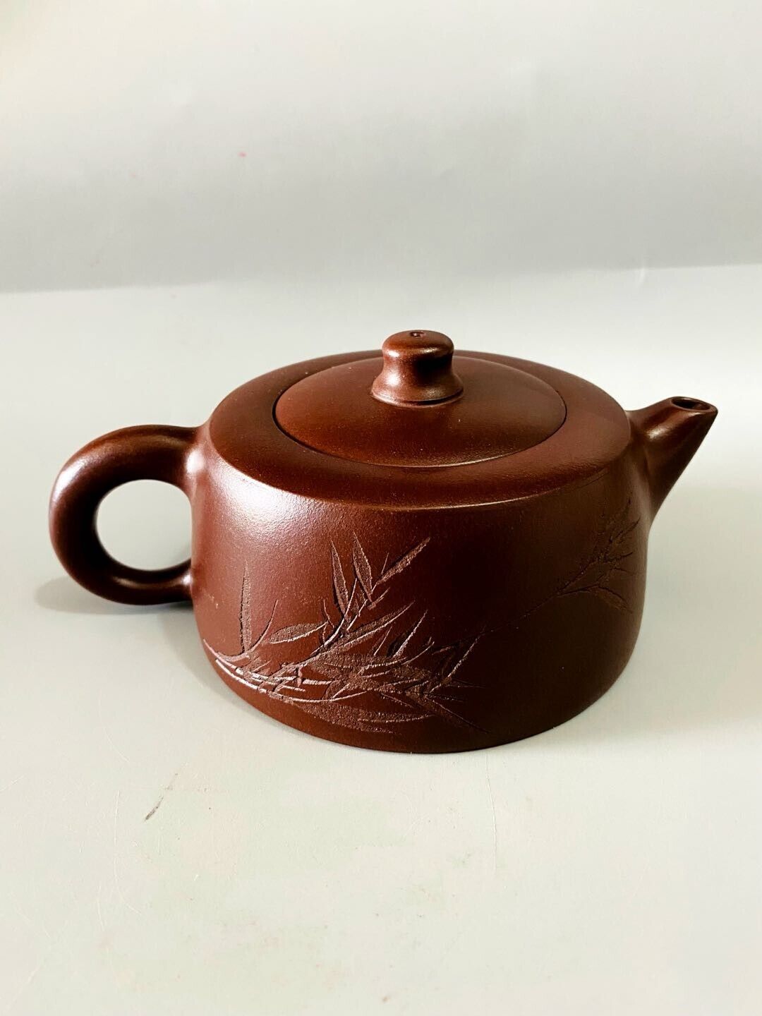 Chinese Yixing Zisha Clay Handmade Exquisite Teapot（天际壶 底款：顾景舟）