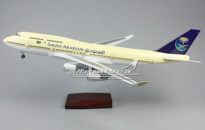 47CM 1:150 SAUDI ARABIAN BOEING 747-400 Airplane Landing Gears Resin Model