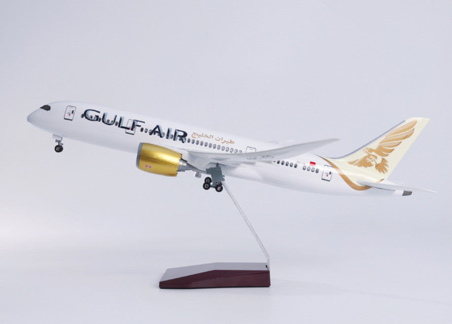 1:130 43CM GULF AIR BOEING 787 Passenger Plane Landing Gear Resin Aircraft Model