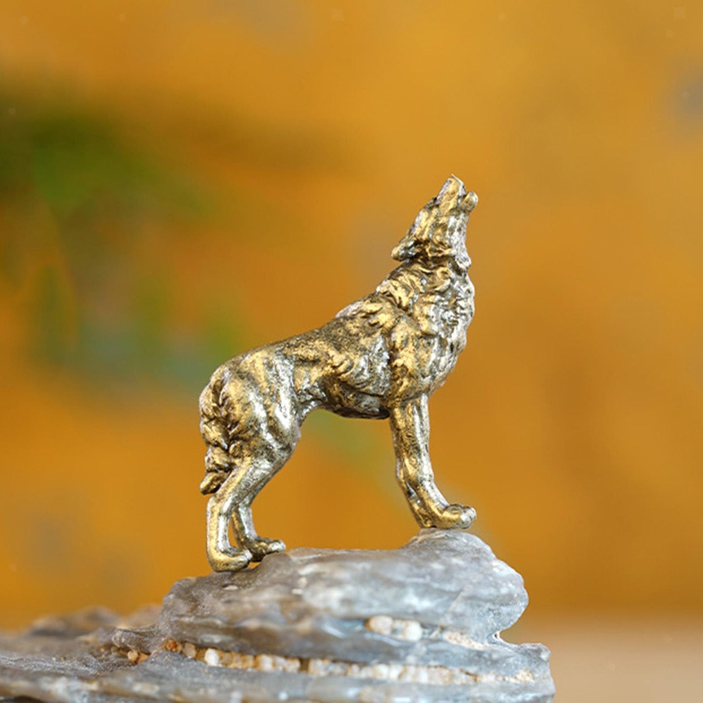 Copper Alloy Wolf Statue Small Lifelike Home Decor for Sand Table Bedroom