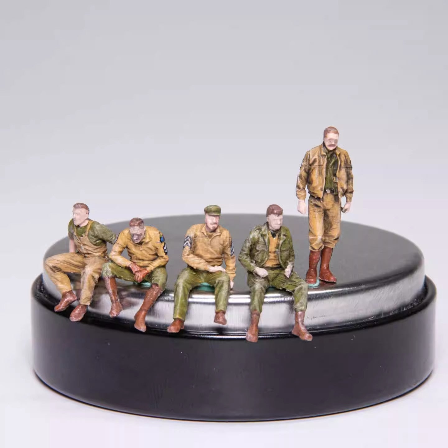 AM 1/72 Fury US Army Soldiers 5-Persons Complete Model Ornament（Without Tank）