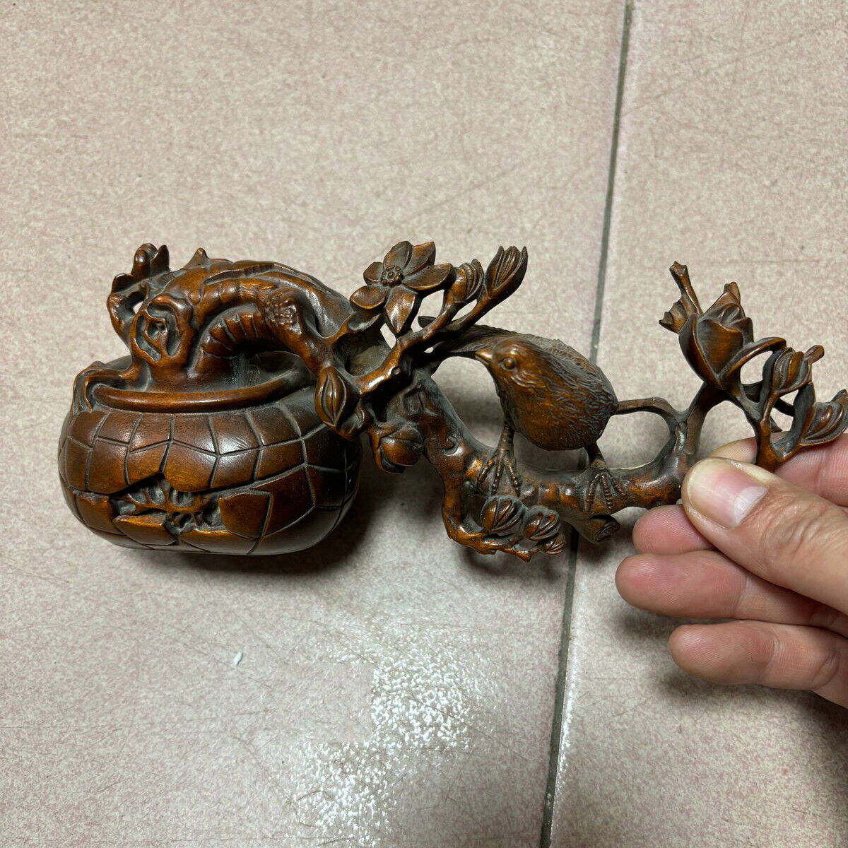 Chinese Boxwood Wooden Bird Carving statue Home Decorative Arts Living Room art