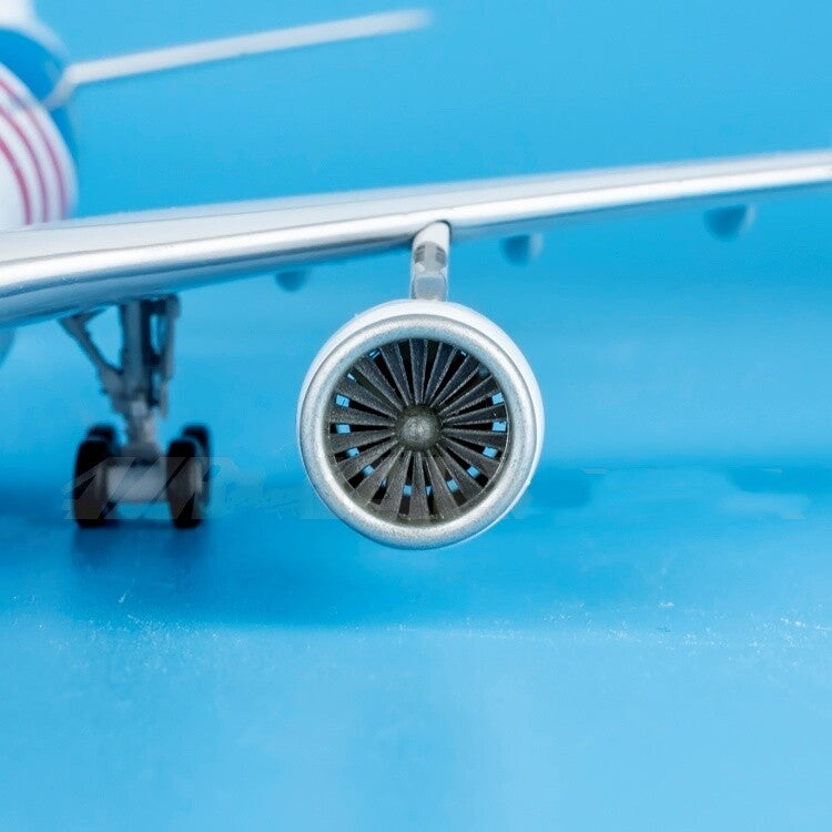 1:200 32CM JC Wings Malaysia Airlines AIRBUS A330-300 Airplane Diecast Model