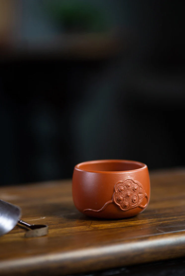 Purple Clay Tea Cup Chinese Kung Fu Cup with Lotus