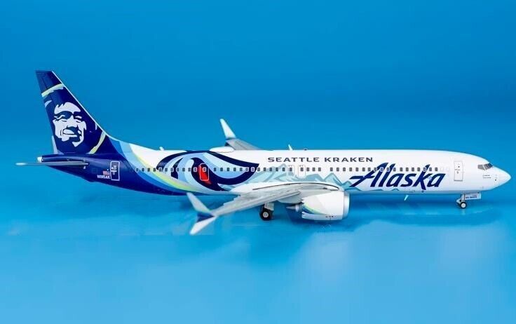 1:200 GeminiJets Alaska BOEING 737 MAX 9 Passenger Airplane Diecast Plane Model