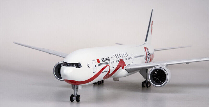 47CM 1:157 CHINA SOUTHERN BOEING 777 Passenger Plane Landing Gear Resin Model