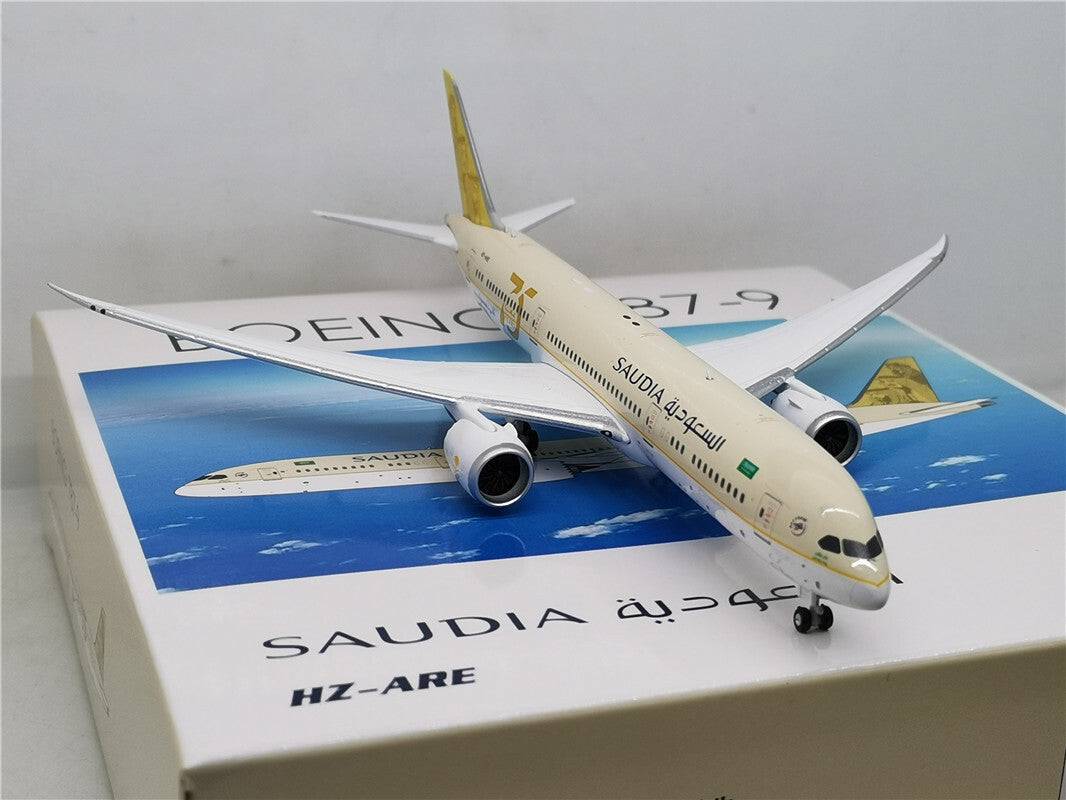 1:400 Phoenix SAUDIA BOEING B787-9 Airplane Diecast Aircraft Plane Model