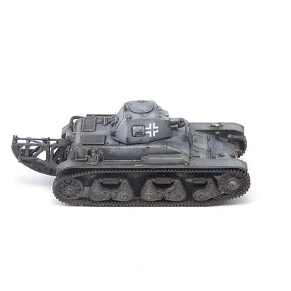 1/72 German 35R 731(f) tank Finished product model
