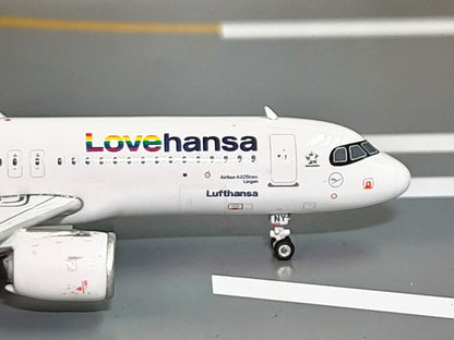 Phoenix Lovehansa Lufthansa for Airbus A320neo D-AINY 1:400 plane Pre-built