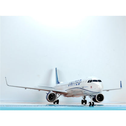 1:200 InFlight United Airbus A321neo Passenger Airplane Diecast Plane Model