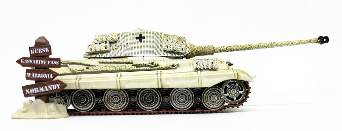 Tiger II - Budapest 1945 1/72 diecast tank model ATLAS
