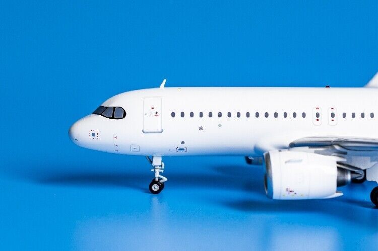 1:200 32CM JC Wings ecoDemonstrator BOEING 777-200 Passenger Plane Diecast Model