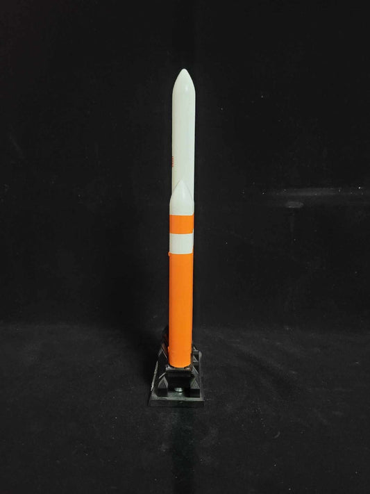 1:200 USA Delta IV Heavy Carry Rocket Model Finished Painted Product