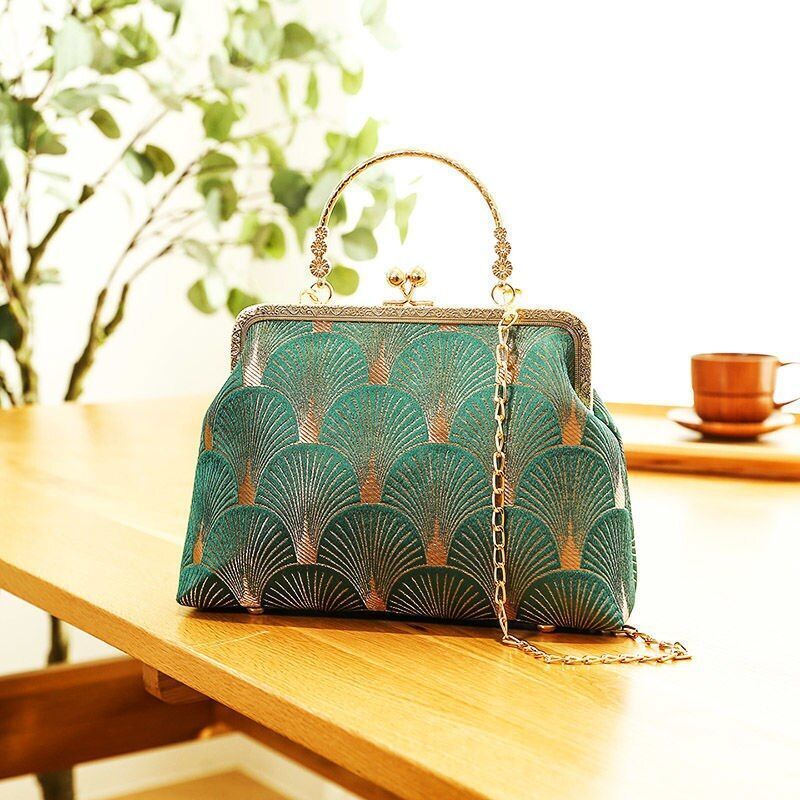 Vintage Green Fashion Bags Shell Lock Tote Handbags Purses 120 CM Chain Strap