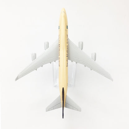 1:400 16cm B747 Saudi Arabian Airlines Metal Airplane Model Diecast Ornaments