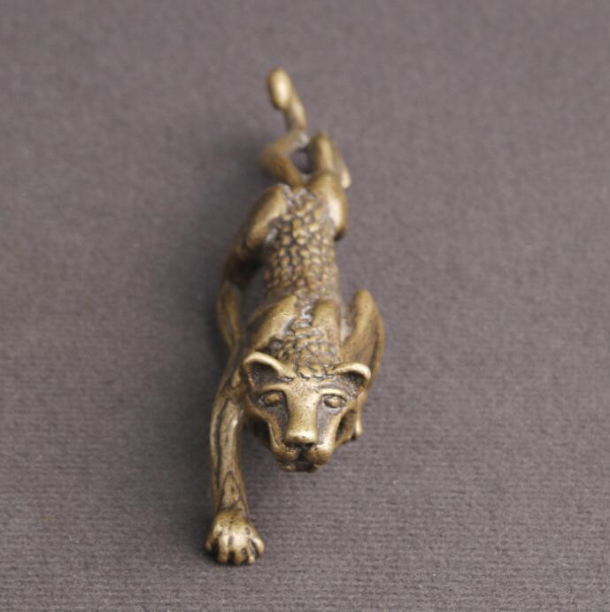 Brass old statue Chinese handmade leopard statue delicate antique