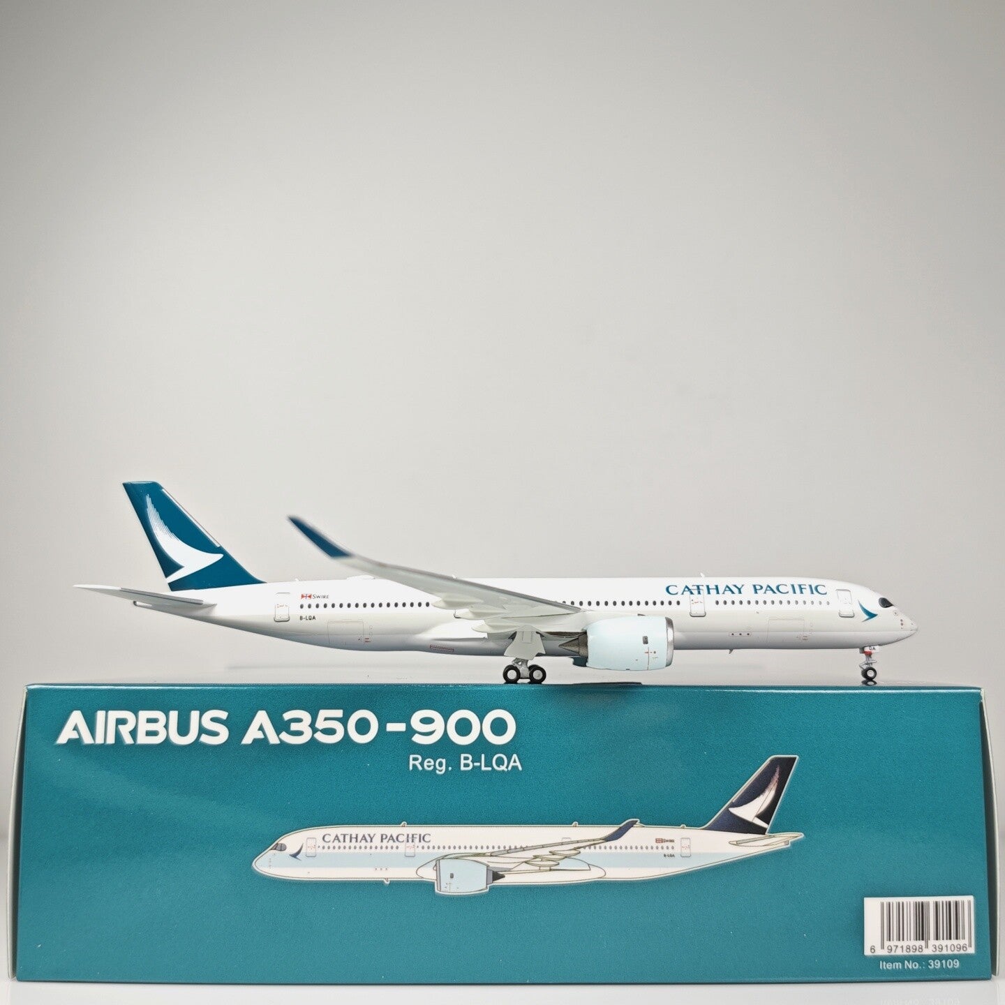1:400 NG Model CATHAY PACIFIC AIRBUS A350-900 Airplane Diecast Aircraft Model
